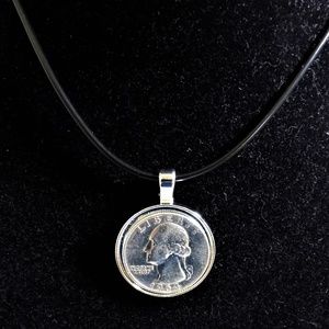 Silver Coin Pendant w /18" Necklace